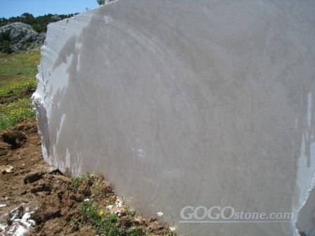 Precious Beige Marble Blocks