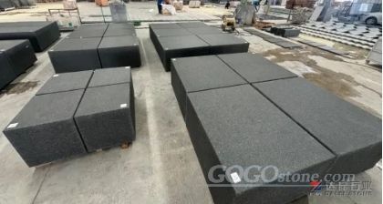 Pure Black Granite Kerbstone