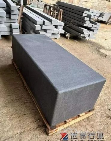 Black Basalt Paving Stone