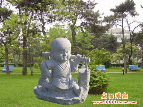 young monk sculpture(picture)