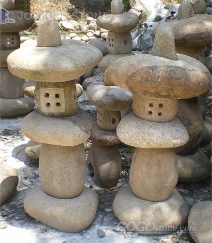 River Stone Pagoda Lanterns