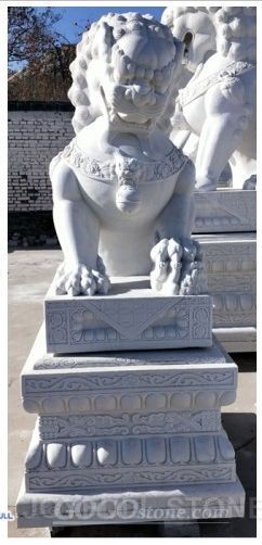 Chinese lion sculpture