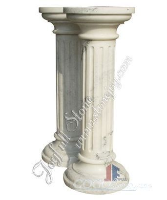 Pedestal column