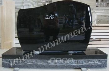 MU-223, Black granite monument