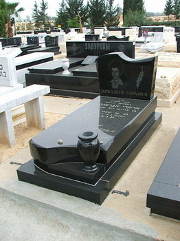 To sell  tombstone(picture)