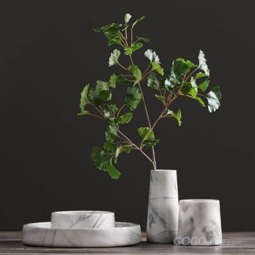 White marble vase,marble plate