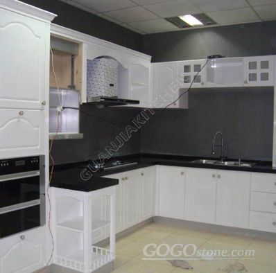 White Lacquer kitchen cabinets