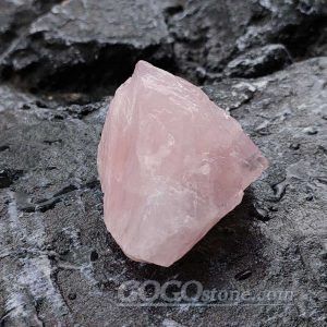 Natural Rock Raw Rose Quartz Crystal Stone
